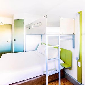 Standard Queen Room Single Bunk Bed